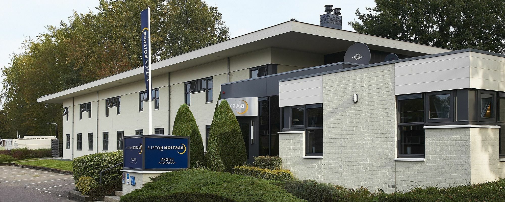 Bastion Hotel Leiden Voorschoten Esterno foto